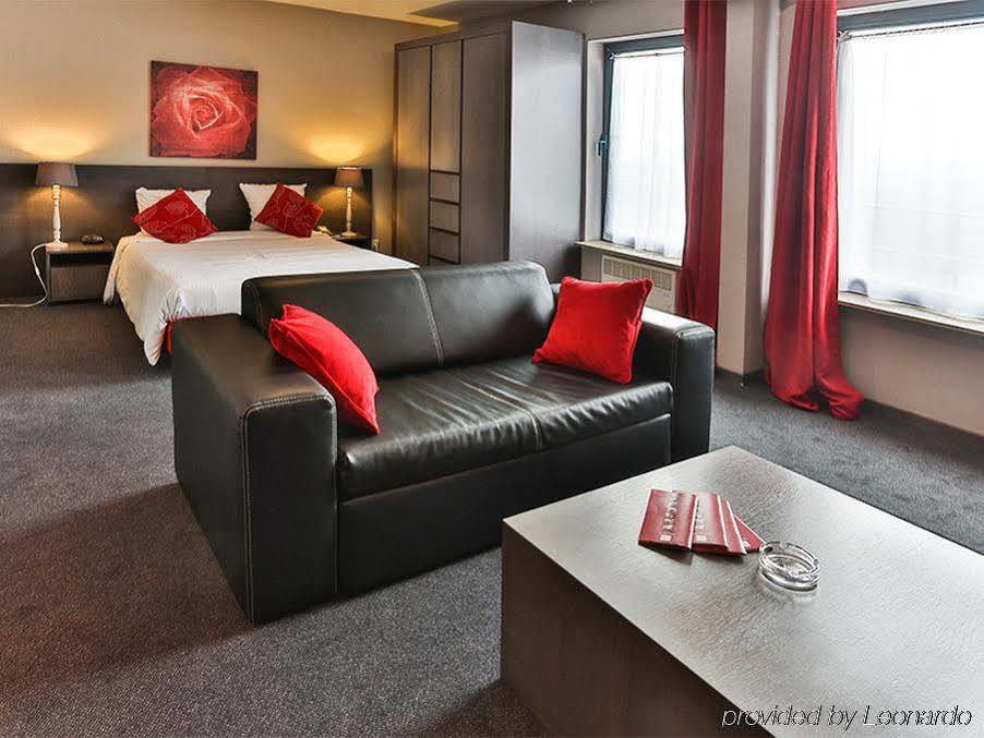 Hotel Charleroi Business Luaran gambar