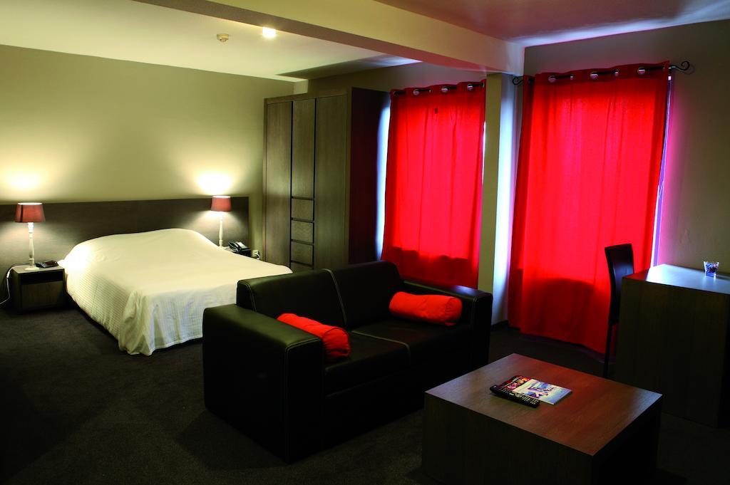 Hotel Charleroi Business Luaran gambar