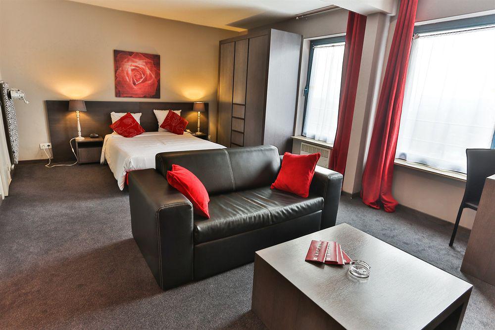 Hotel Charleroi Business Luaran gambar